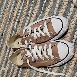 Womens converse all star 7.5